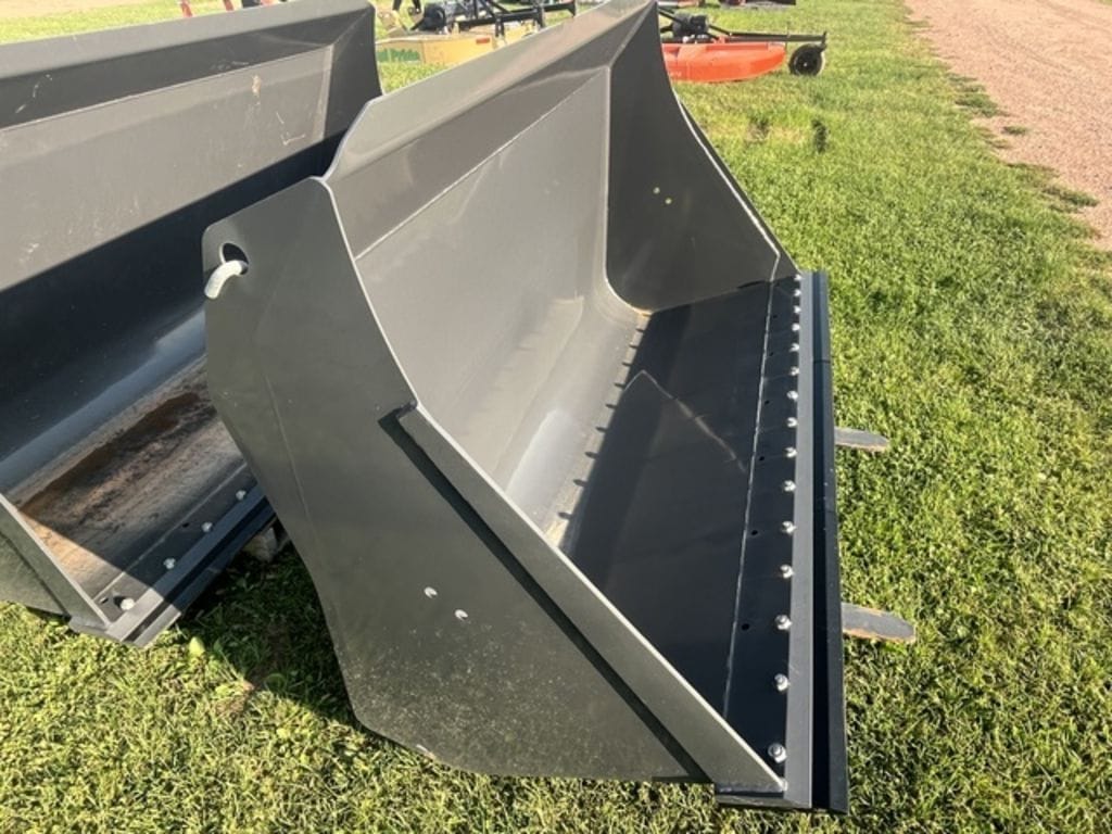 2023 New Holland Bucket Equipment Image0