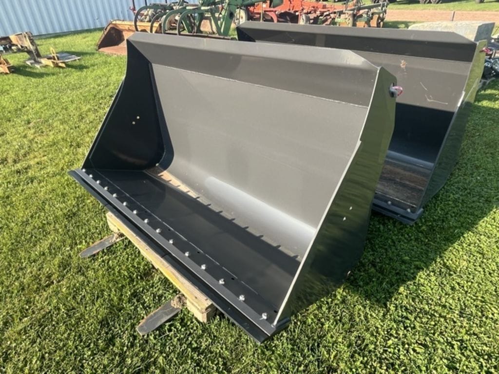 2023 New Holland Bucket Equipment Image0