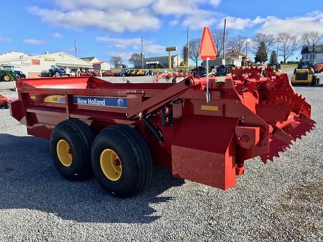 Image of New Holland 195 equipment image 4