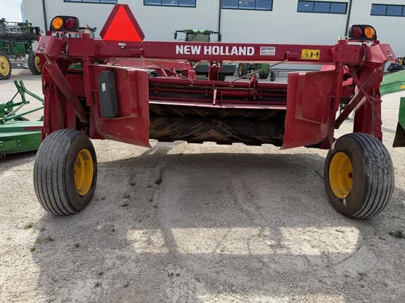 Image of New Holland 210 equipment image 4