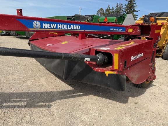 Image of New Holland 210 equipment image 2