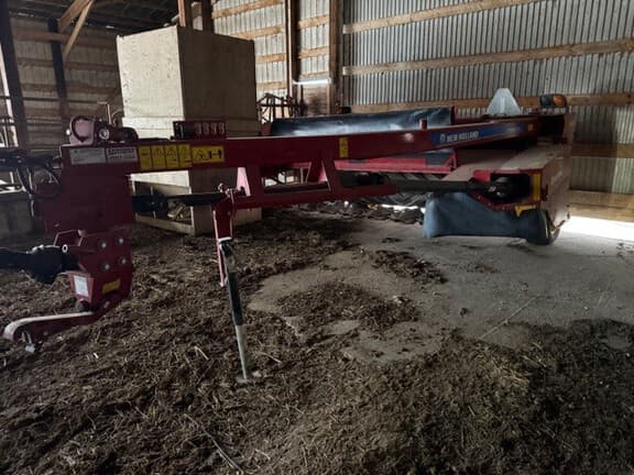 Image of New Holland 210 equipment image 1