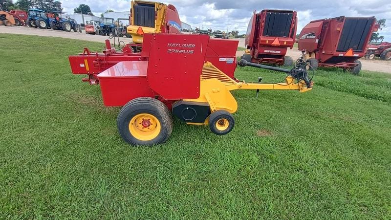 2023 New Holland Hayliner 275 Plus Equipment Image0