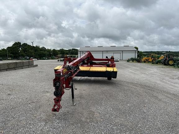 Image of New Holland 313 equipment image 2