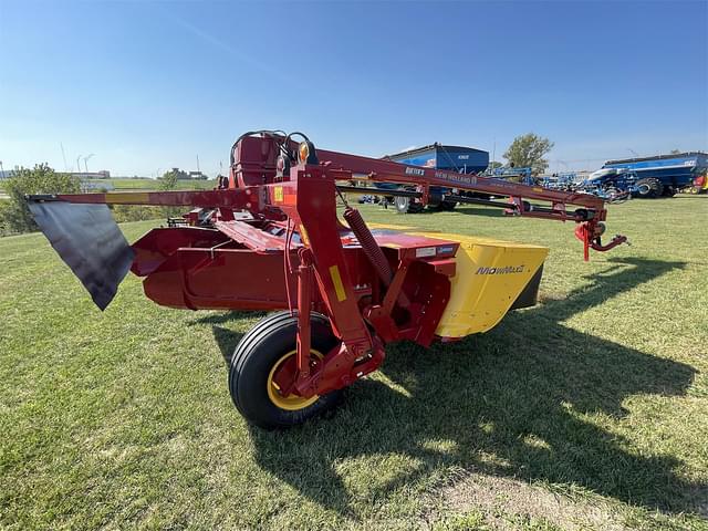 Image of New Holland 313 Plus equipment image 4