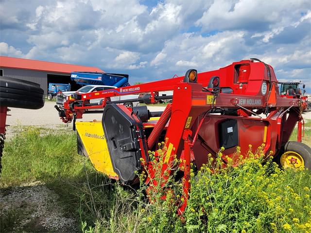 Image of New Holland 313 Plus equipment image 3