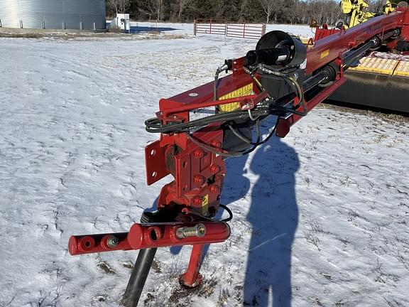 Image of New Holland 316 equipment image 1