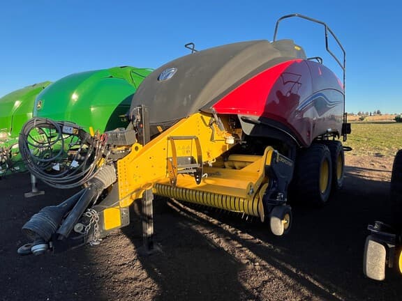 Image of New Holland Big Baler 340 Plus Primary image