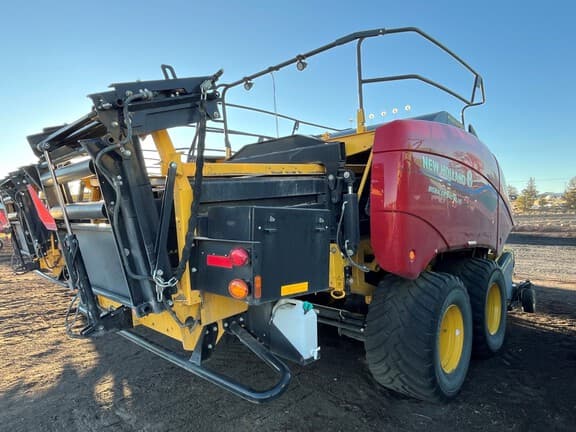 Image of New Holland Big Baler 340 Plus equipment image 3