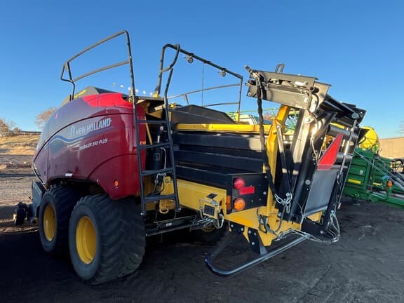 Image of New Holland Big Baler 340 Plus equipment image 1