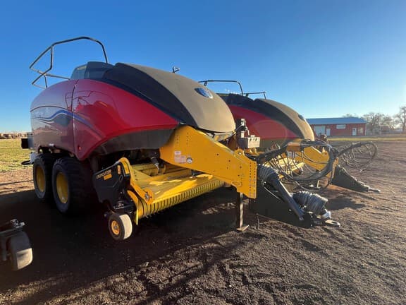 Image of New Holland Big Baler 340 Plus equipment image 4