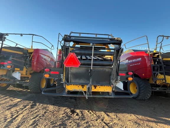 Image of New Holland Big Baler 340 Plus equipment image 2
