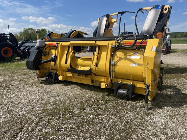 Image of New Holland 380FP equipment image 4
