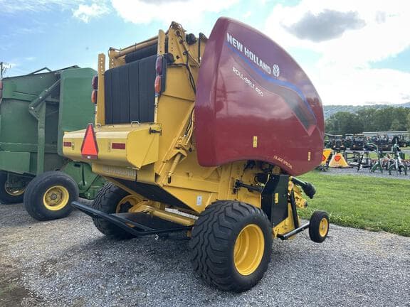 Image of New Holland 450 equipment image 3