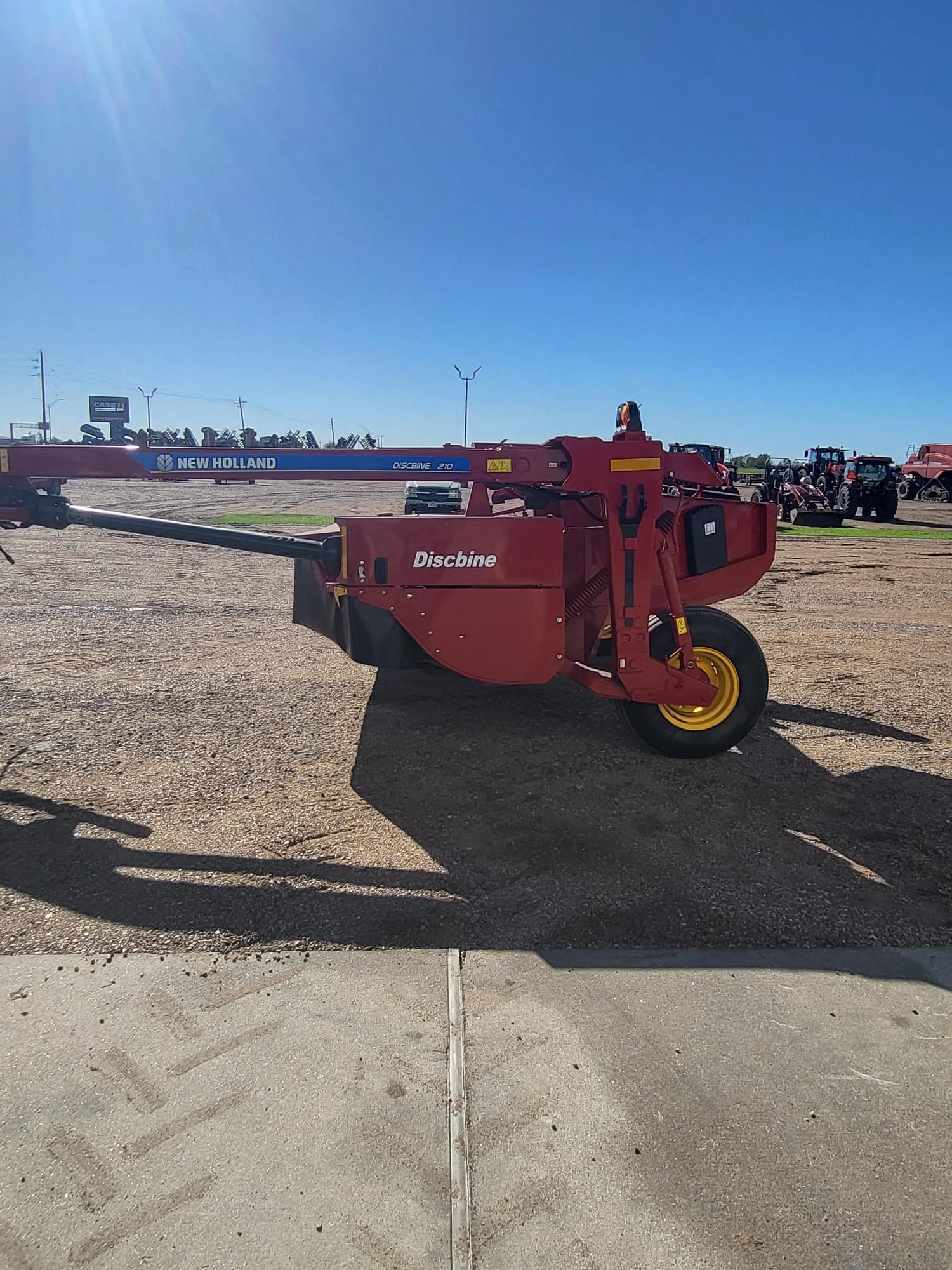 2023 New Holland 210 Equipment Image0