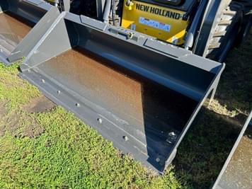 Main image New Holland 72" LPE Bucket