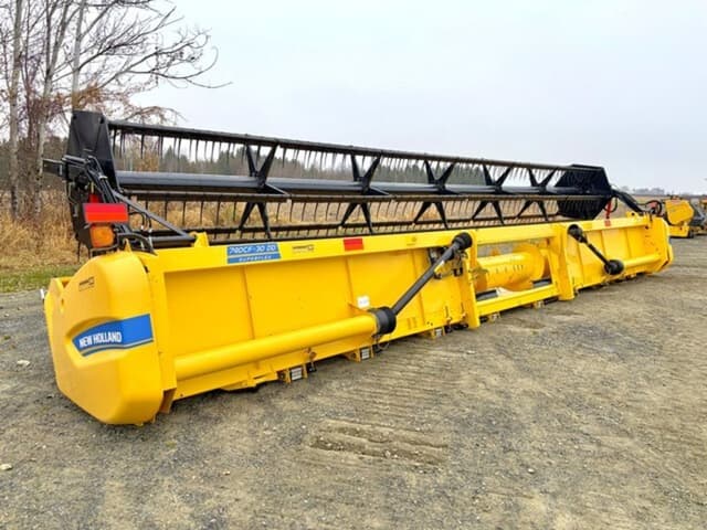 Image of New Holland 740CF-30 equipment image 3