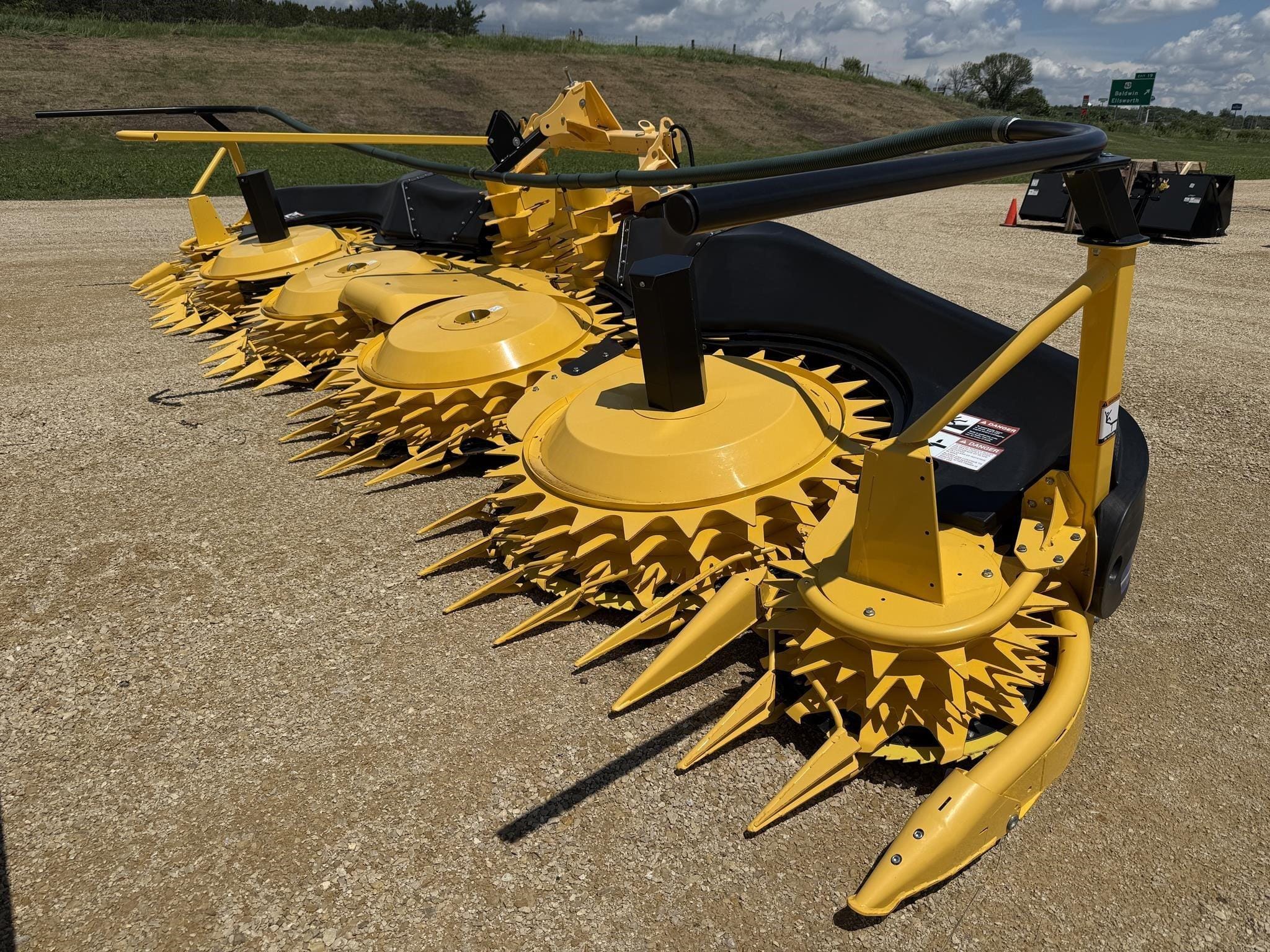 Main image New Holland 750BFI Plus