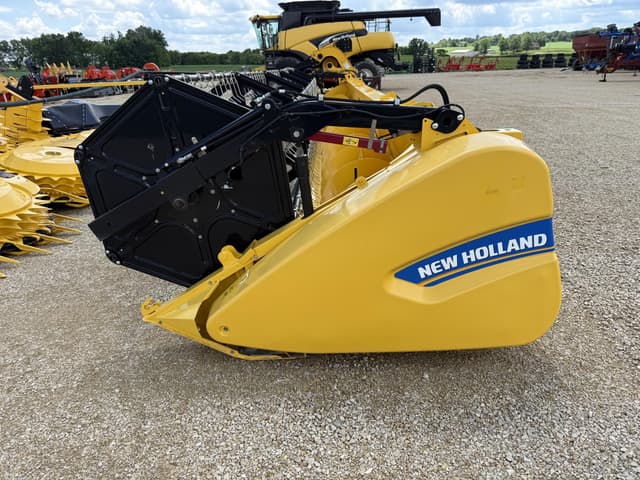 Image of New Holland 760CG-30 equipment image 1