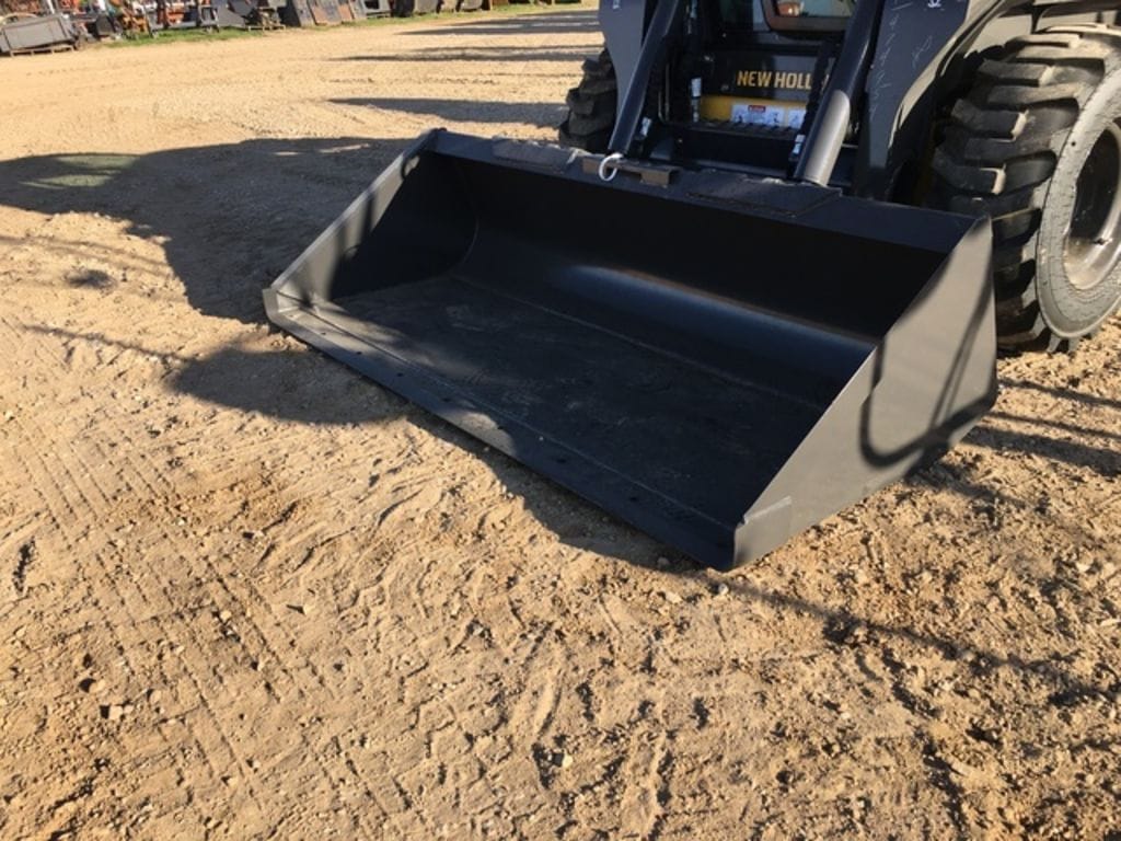 Main image New Holland 78" Low Profile Bucket