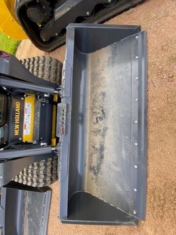 Main image New Holland 84" Low Profile Bucket