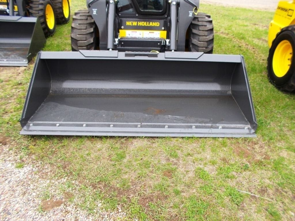 Main image New Holland 84" Low Profile Bucket