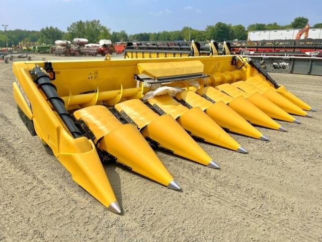 Image of New Holland 980CR equipment image 2