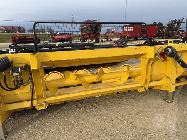 Image of New Holland 980CR equipment image 4