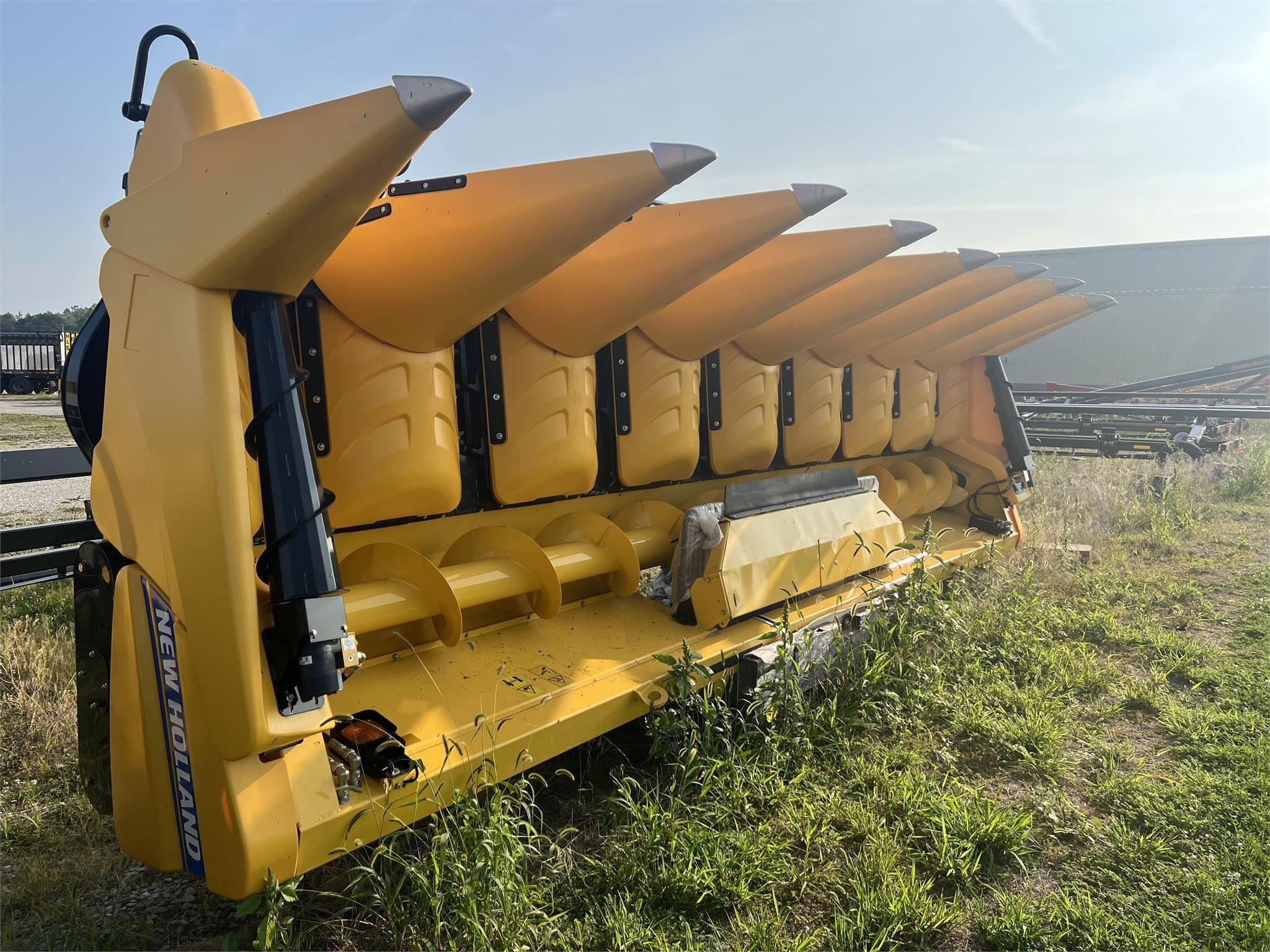 2023 New Holland 980CR Equipment Image0