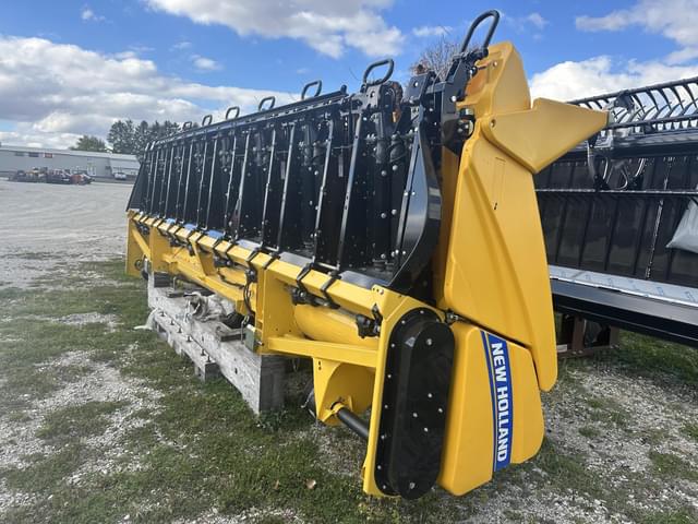 Image of New Holland 980CR equipment image 2