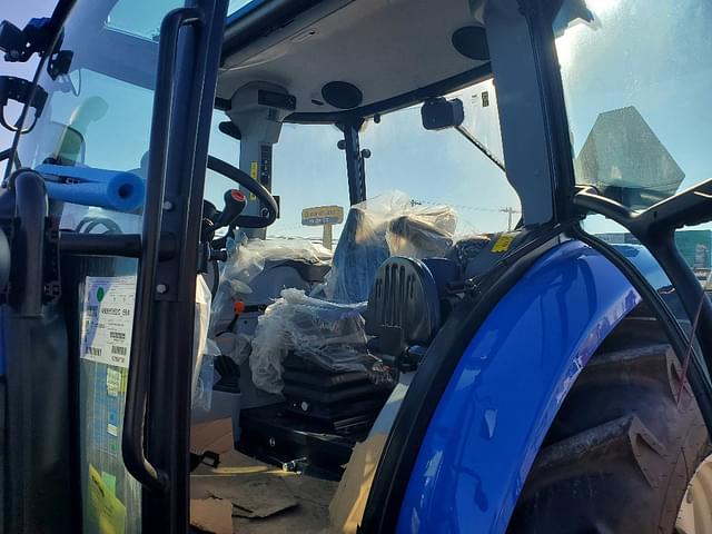 Image of New Holland PowerStar 120 equipment image 4