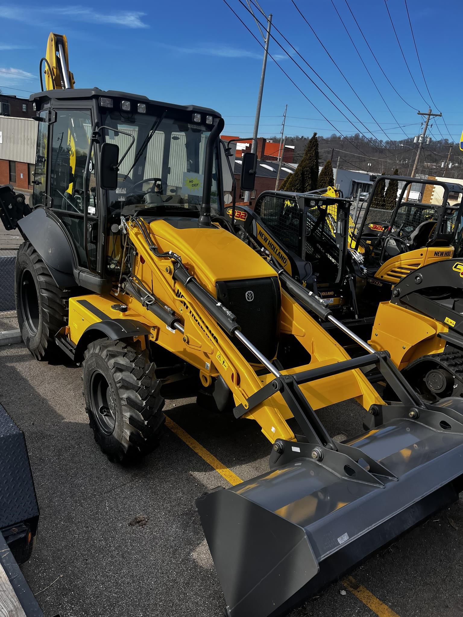 2023 New Holland B75D Equipment Image0