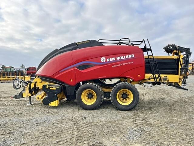 Image of New Holland Big Baler 330 Plus equipment image 3