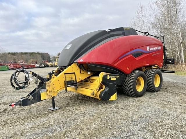 Image of New Holland Big Baler 330 Plus equipment image 1