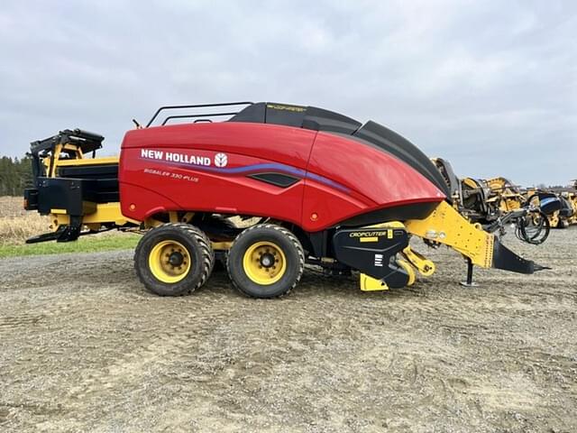 Image of New Holland Big Baler 330 Plus equipment image 2