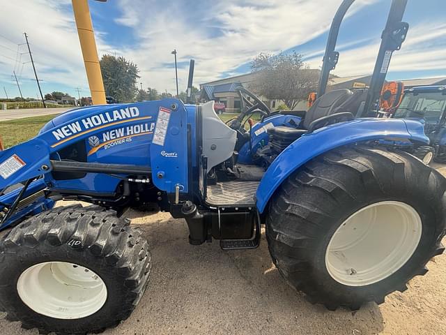 Image of New Holland Boomer 45 equipment image 1