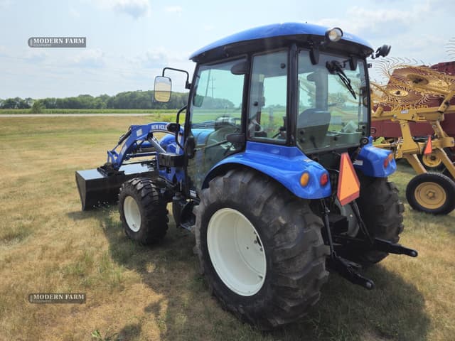 Image of New Holland Boomer 55 equipment image 3