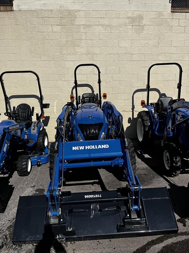 Image of New Holland Boomer 55 equipment image 2