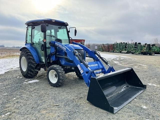 Image of New Holland Boomer 40 equipment image 1