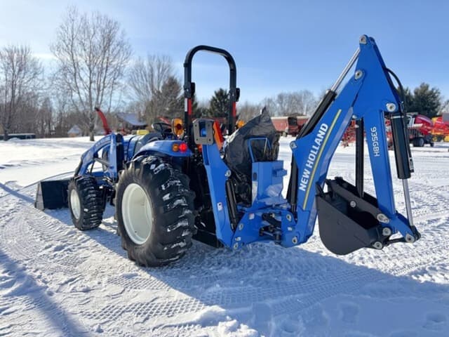 Image of New Holland Boomer 45 equipment image 3