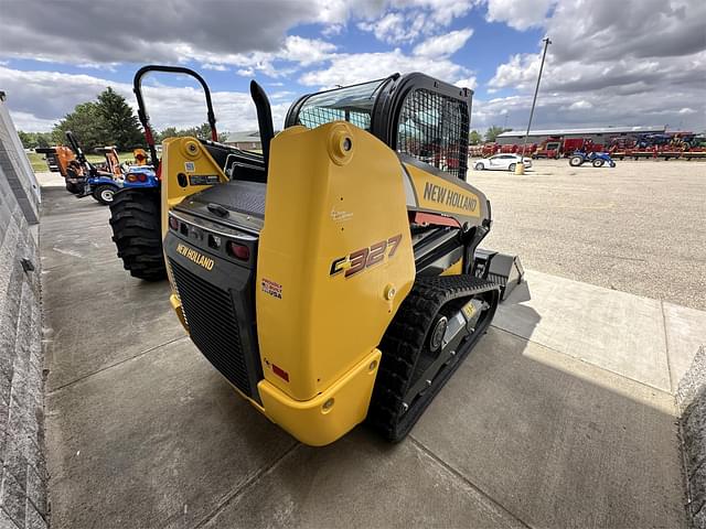 Image of New Holland C327 equipment image 4