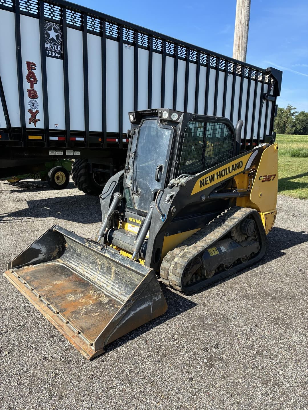 Image of New Holland C327 Primary image
