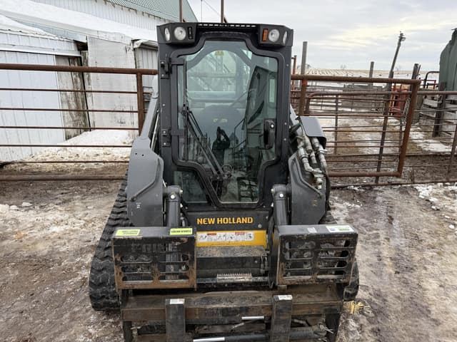 Image of New Holland C332 equipment image 2