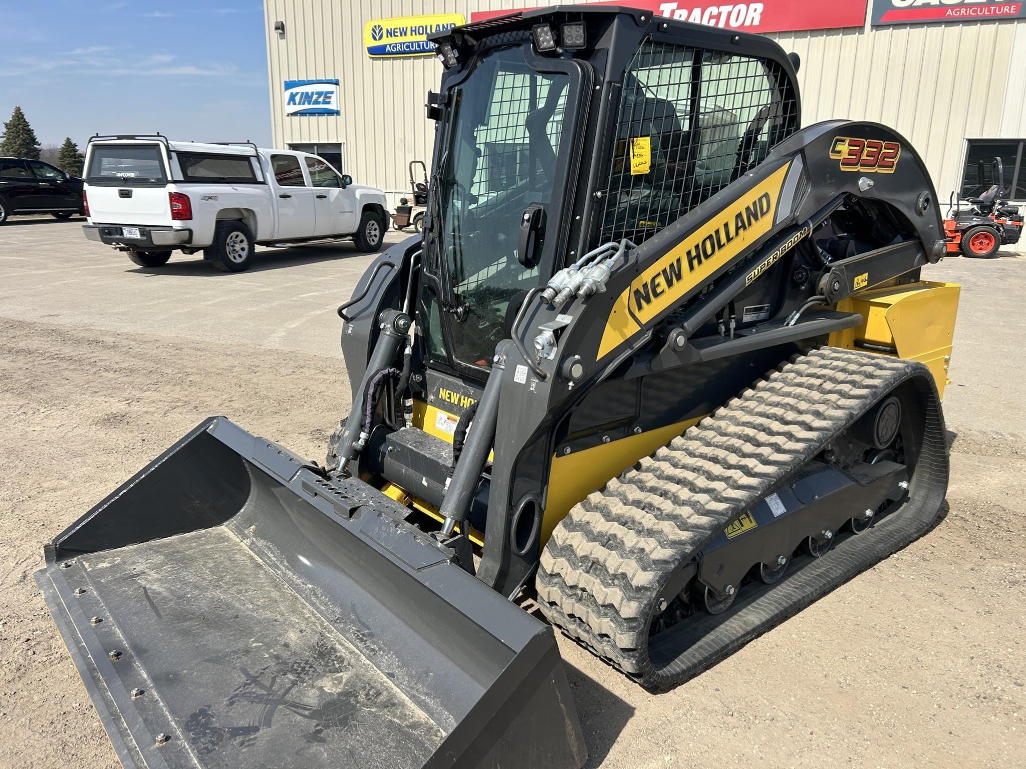 2023 New Holland C332 Equipment Image0