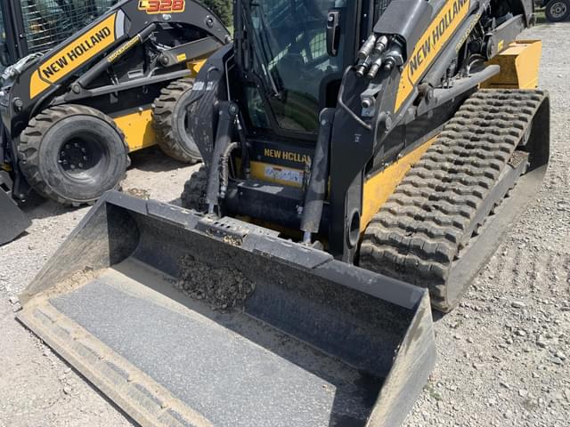 Image of New Holland C332 equipment image 3
