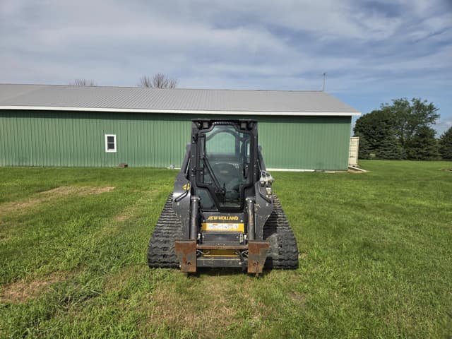 Image of New Holland C332 equipment image 3