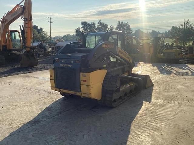 Image of New Holland C332 equipment image 4