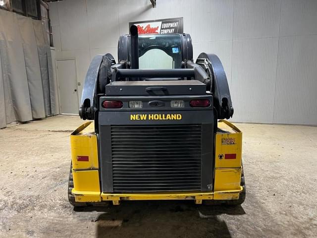 Image of New Holland C332 equipment image 3