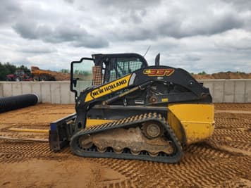 Main image New Holland C337