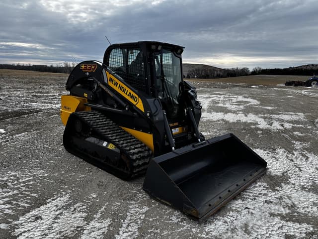 Image of New Holland C337 equipment image 3